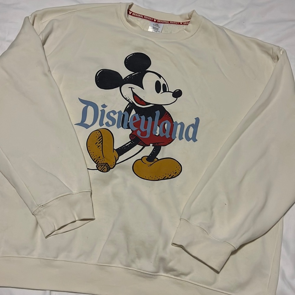 disneyland crewneck